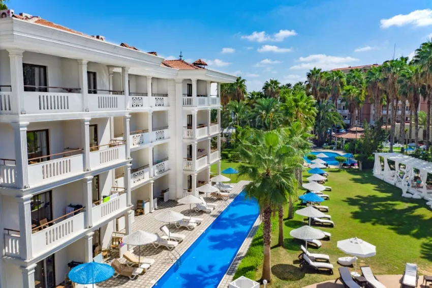 UTOPIA RESORT & RESIDENCE  5*-35