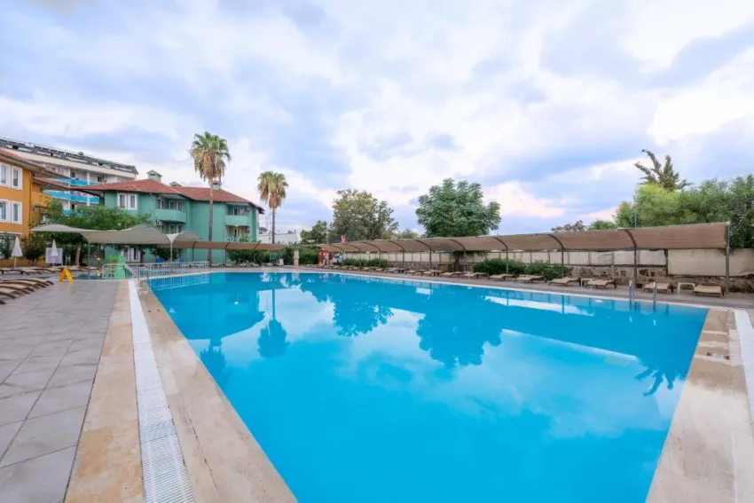 ARMAS GREEN FUGLA BEACH  4*-13