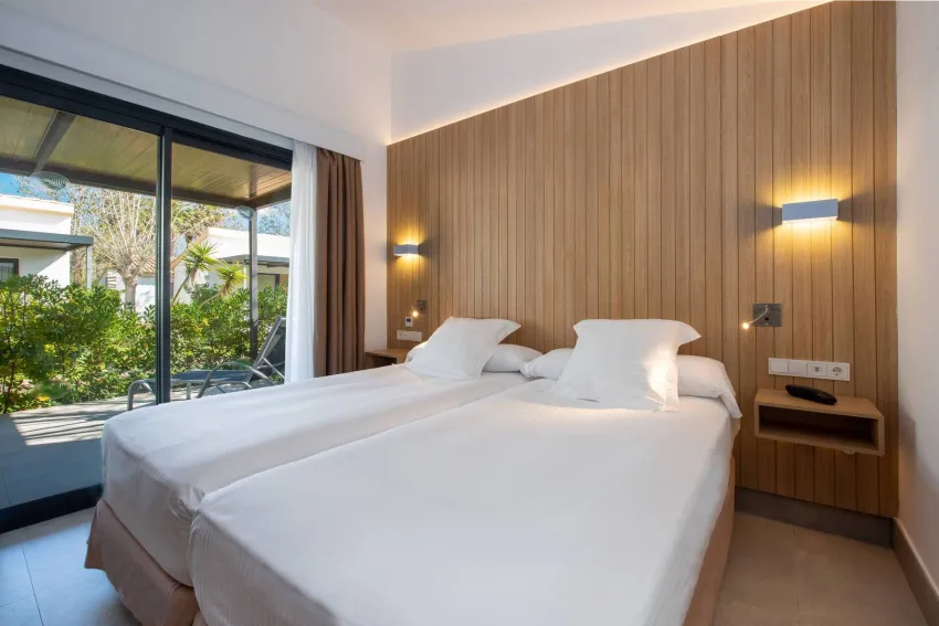 Valentín Playa de Muro 4*-8