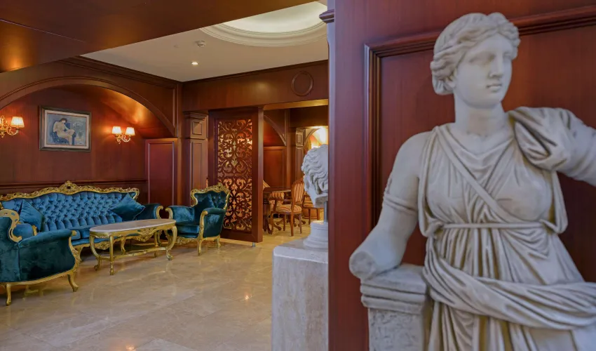 Antique Roman Palace (Adults Only 16+) 5*-16