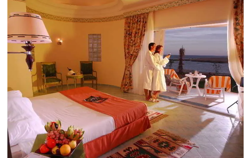 Al Nabila Grand Bay Makadi 5*-5