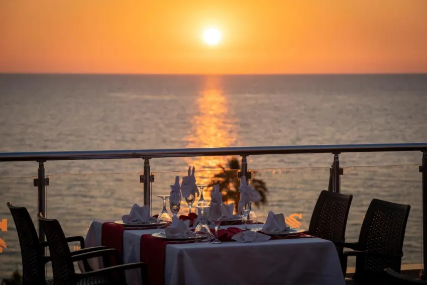 SENZA GRAND SANTANA HOTEL  4*-12