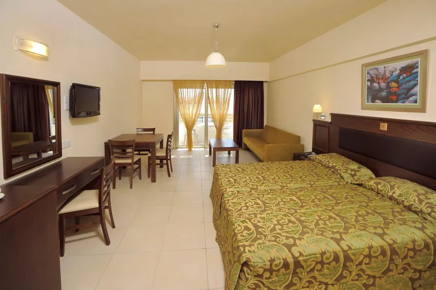 Euronapa Hotel Apartments 3*-28