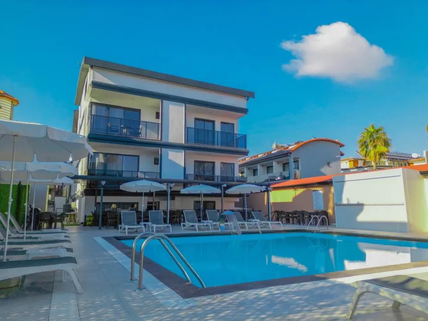 Side Blue Serenity(+16 Adult) 3*-4