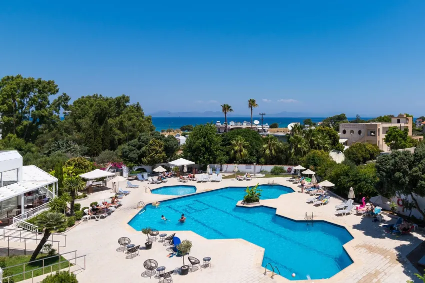 Happy Days Hotel Tholos 3*-23