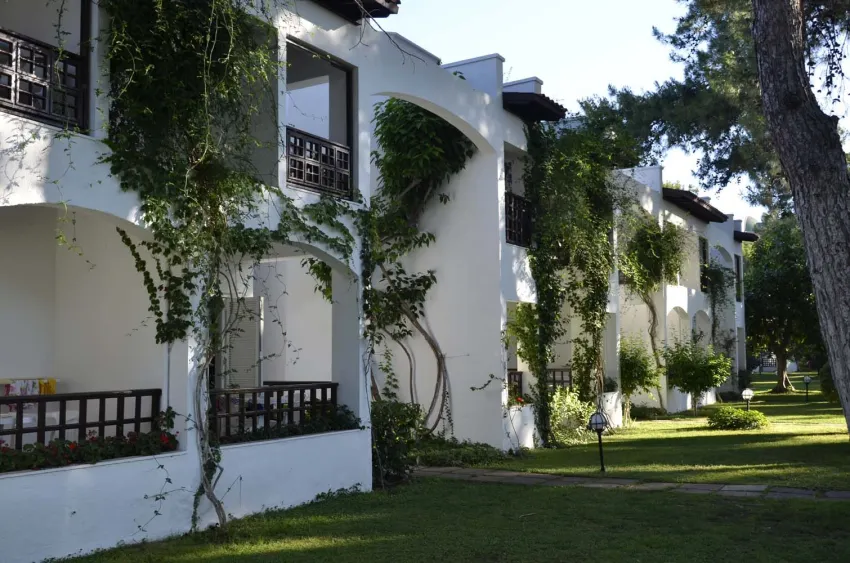 Emelda Sun Club 5*-9