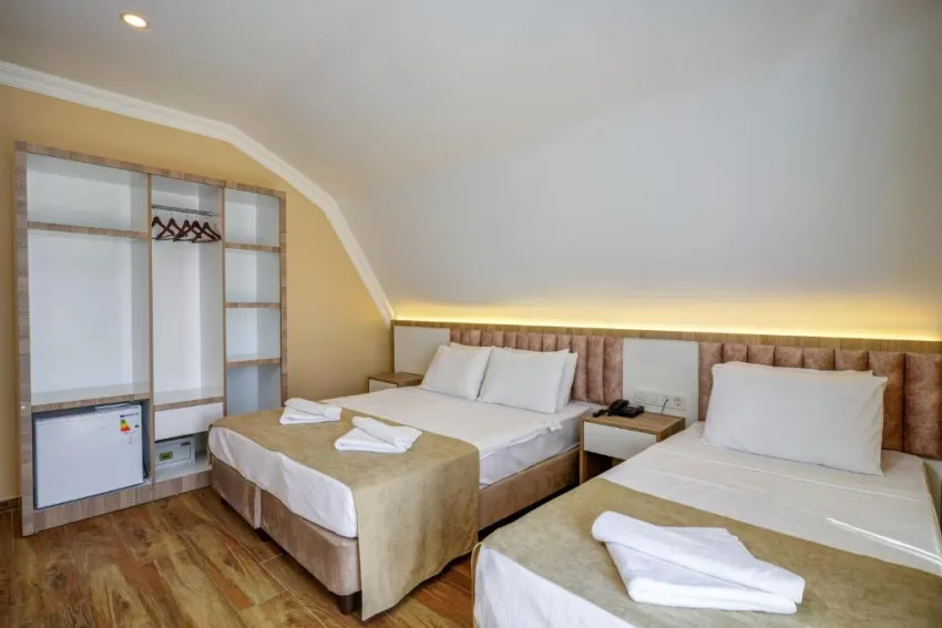 MISS CLEOPATRA HOTEL  2*-30