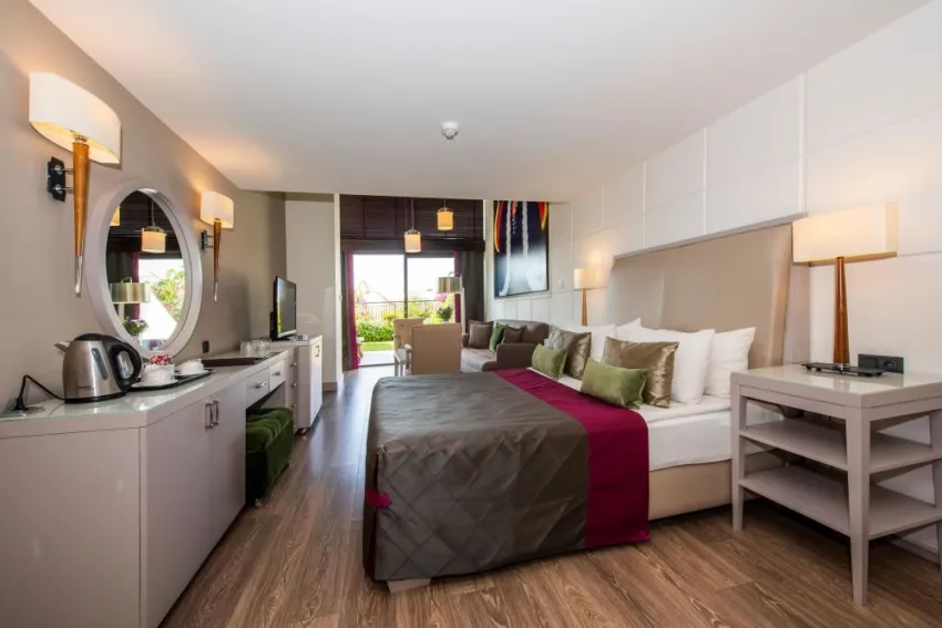 SIDE STAR ELEGANCE  5*-23