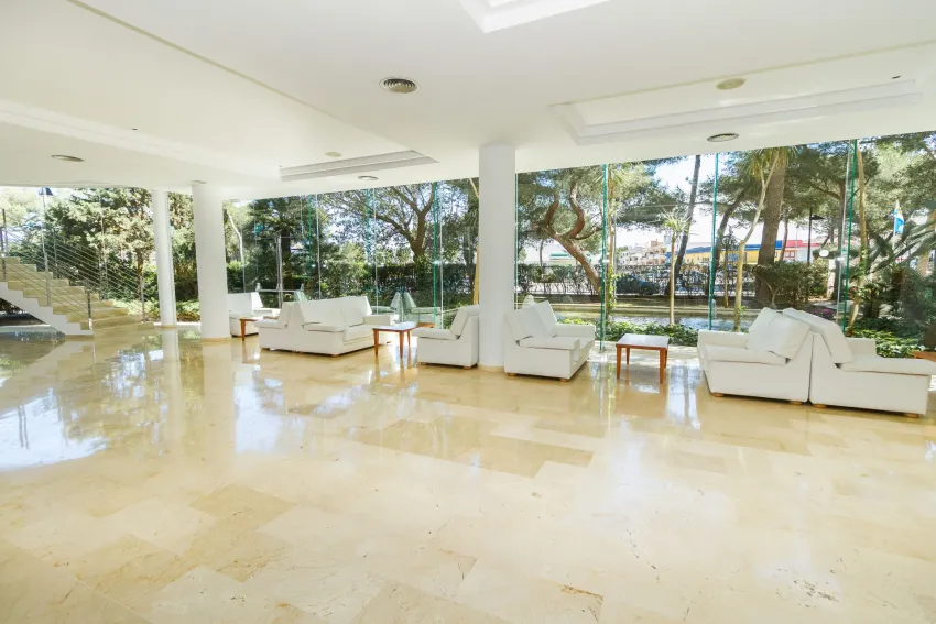 Zafiro Alzinar Mar 4*-8