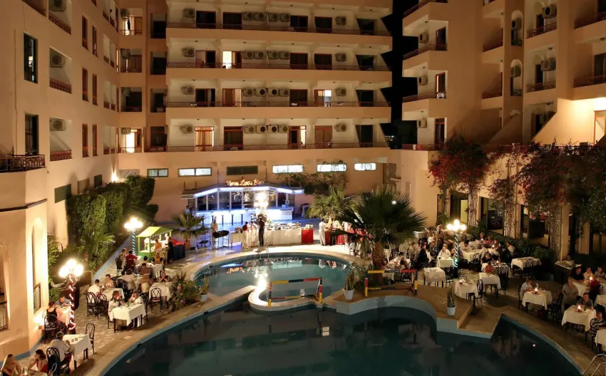 Empire Hotel Aqua Park 3*-3