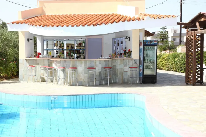 Mari Evans Apartment 4*-4