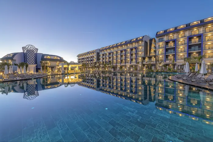 Royal Atlantis Icon 5* - Side - Turcia