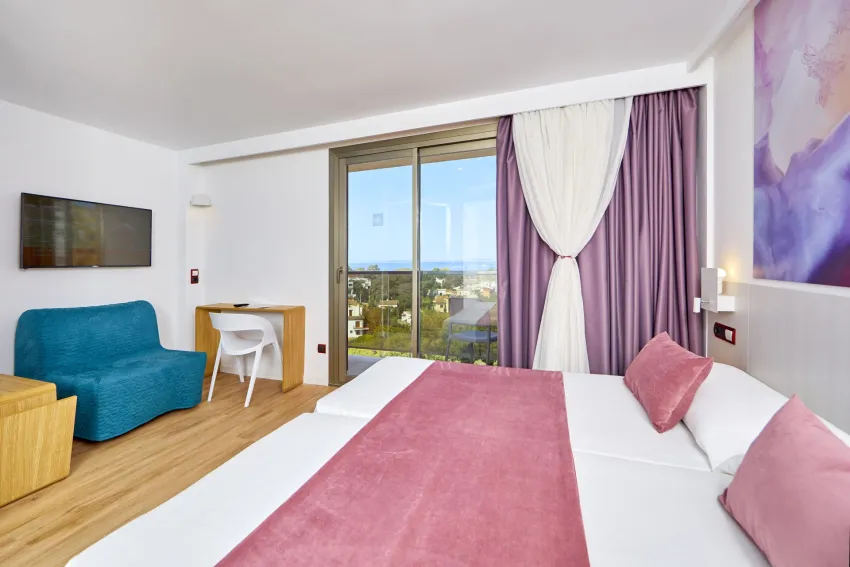 Mediterranean bay 4*-3