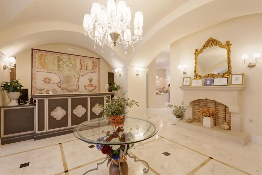 Ionia Suites 4*-4