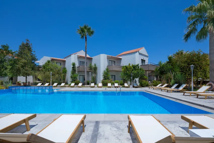 NIREAS HOTEL 2*-5