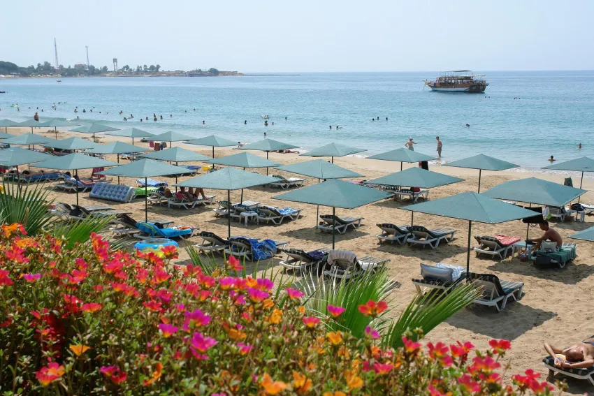 ANTIK GARDEN & HOTEL ANTIK  4*-4