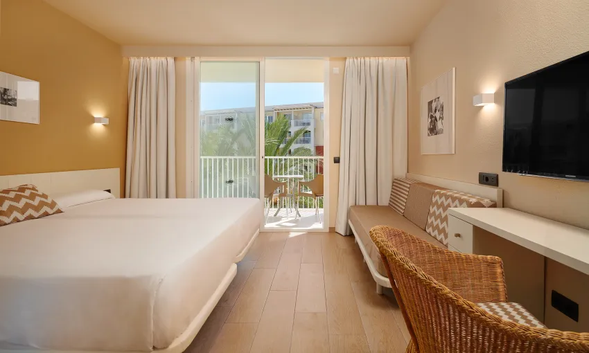 Protur Badia Park Aparthotel 4*-80