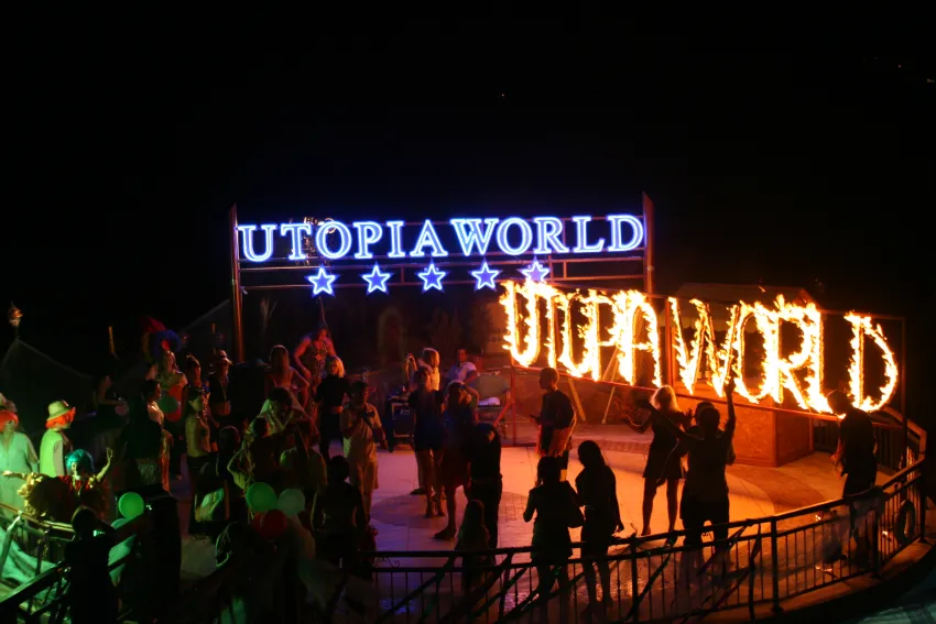 Utopia World Hotel 5*-15