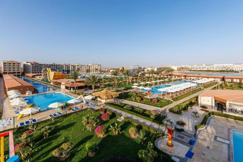 SUNRISE SERANO AQUA PARK RESORT  4*-4