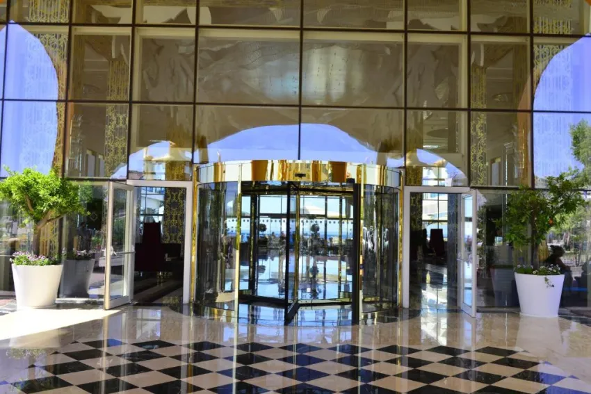 AZURA DELUXE RESORT & SPA HOTEL  5*-9