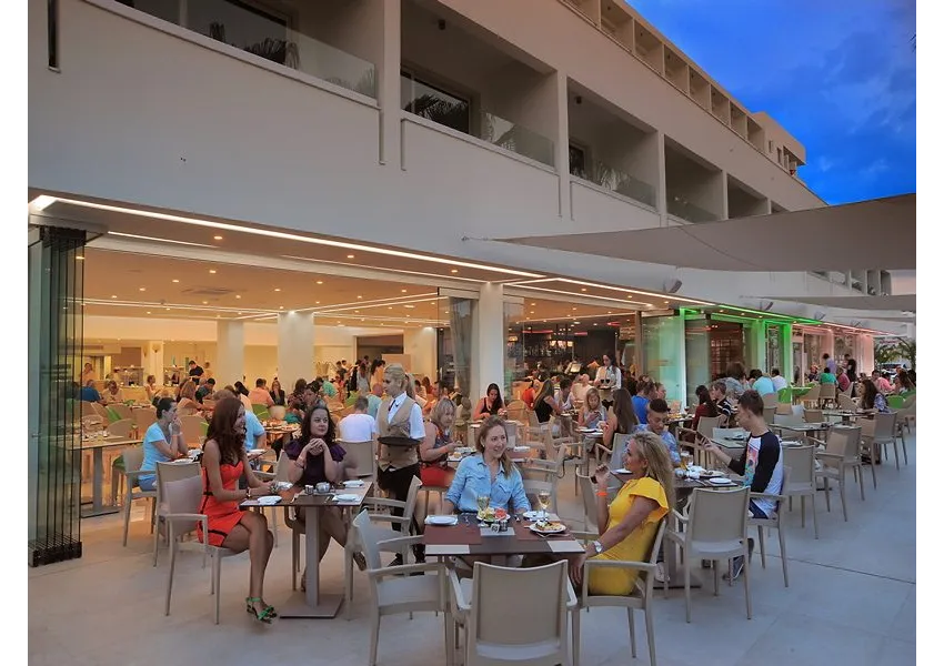 Nelia Beach Hotel 4*-7