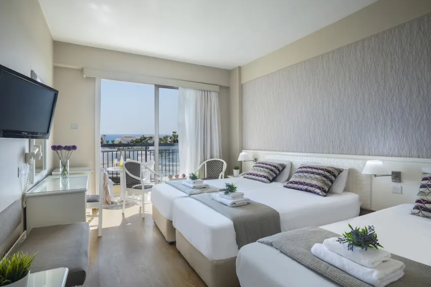 Pavlo Napa Beach Hotel 4*-6