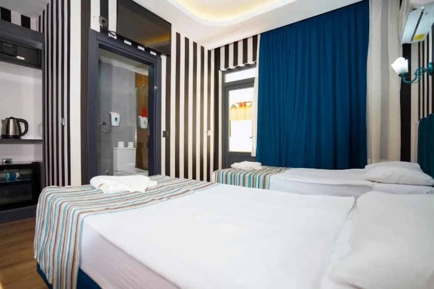 MISS CLEOPATRA HOTEL  2*-4