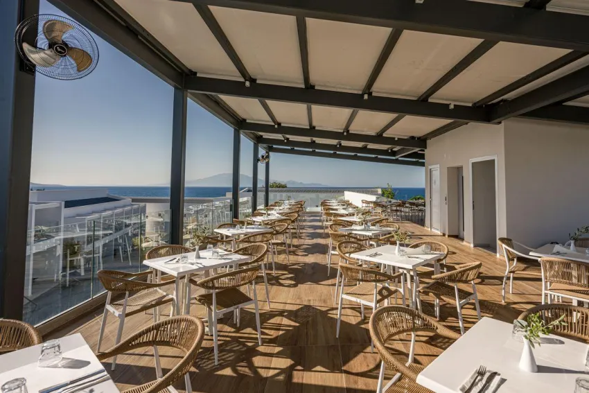 Mer Bleu Beach Hotel 5*-2