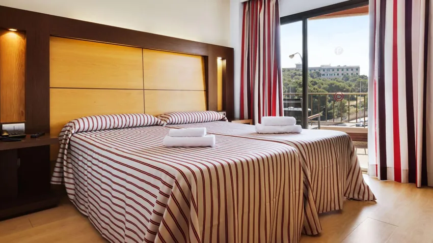 Hotel Pabisa Chico 4*-5