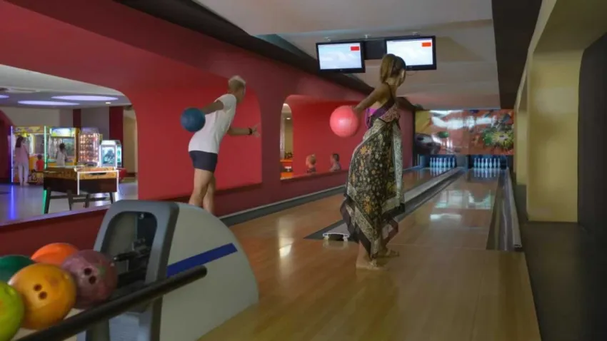 Royal Alhambra Palace 5*-11