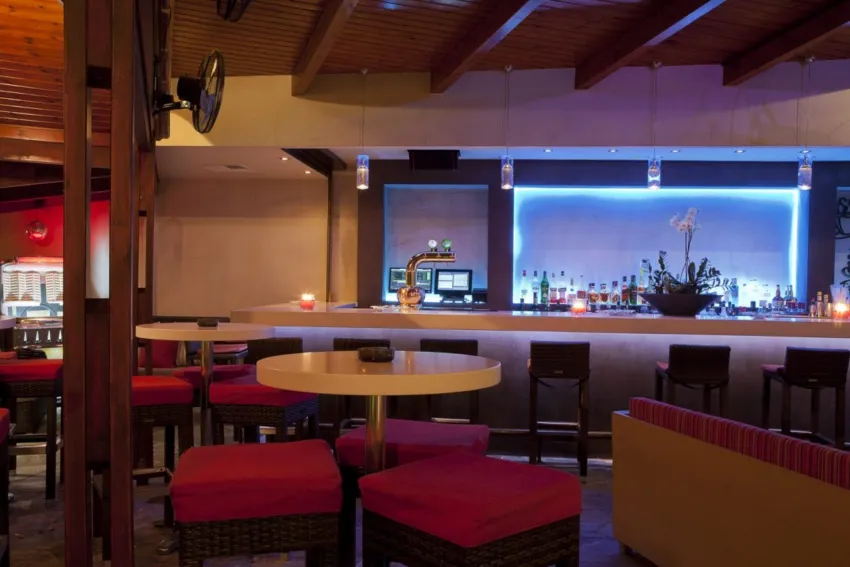 Axos Hotel Apartments 2*-8