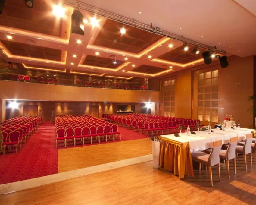 ROSA BEACH THALASSO & SPA  4*-31