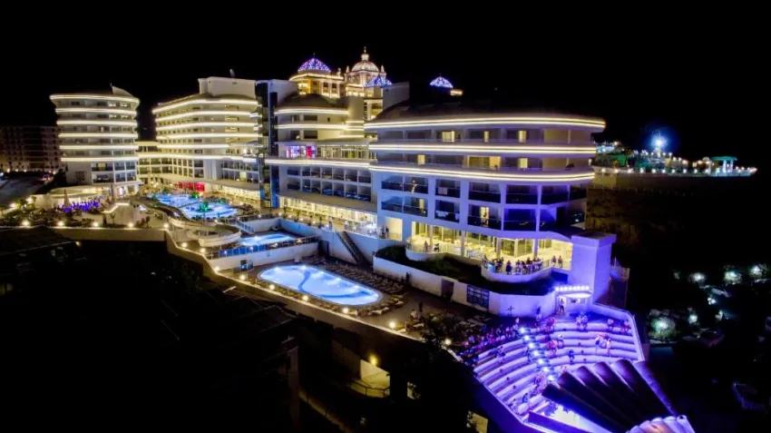 LAGUNA BEACH ALYA RESORT & SPA HOTEL  5*-7