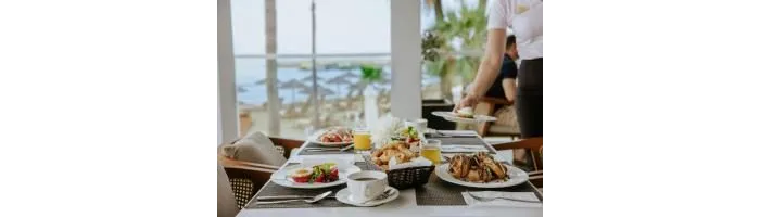 Golden Bay Beach 5* - Larnaca bay - Cipru
