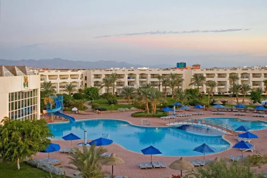 Aurora Oriental Resort 5*-7
