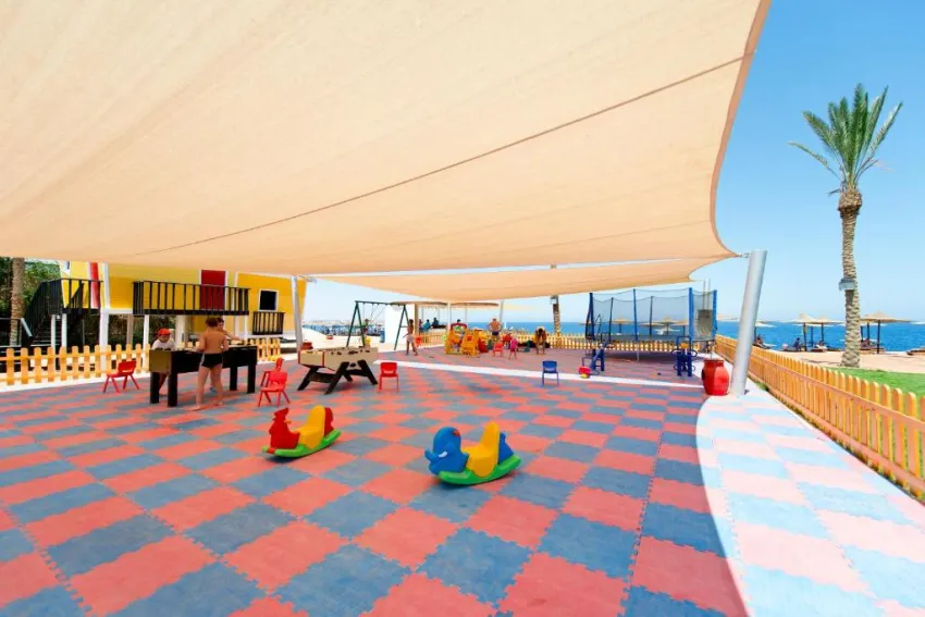 AMPHORAS BEACH  4*-28