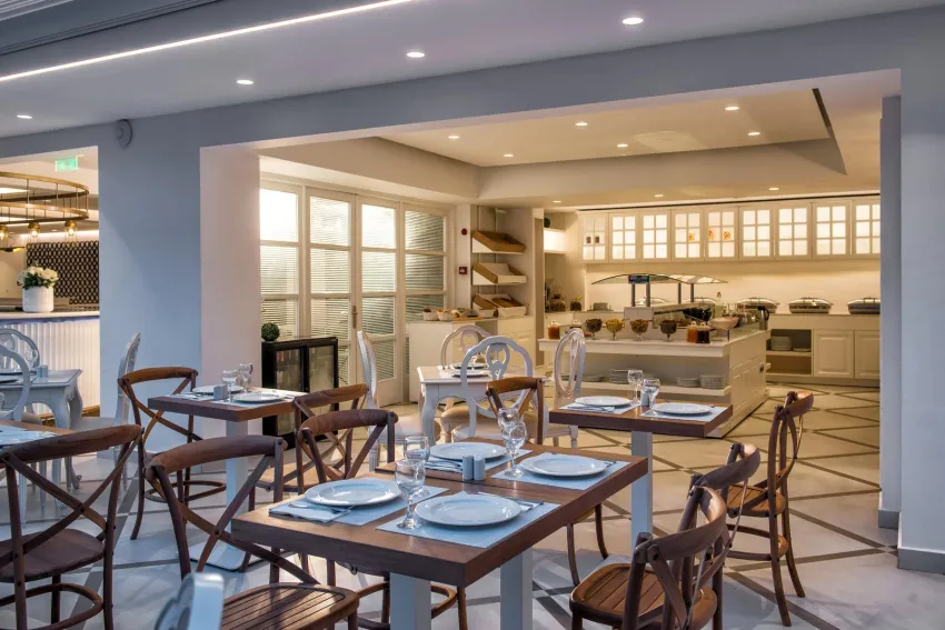 Mari Kristin Beach Hotel 4*-6