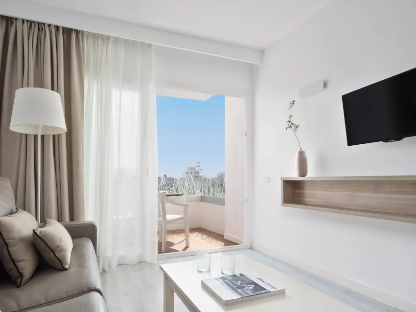 Puerto Azul Suite Hotel 4*-7