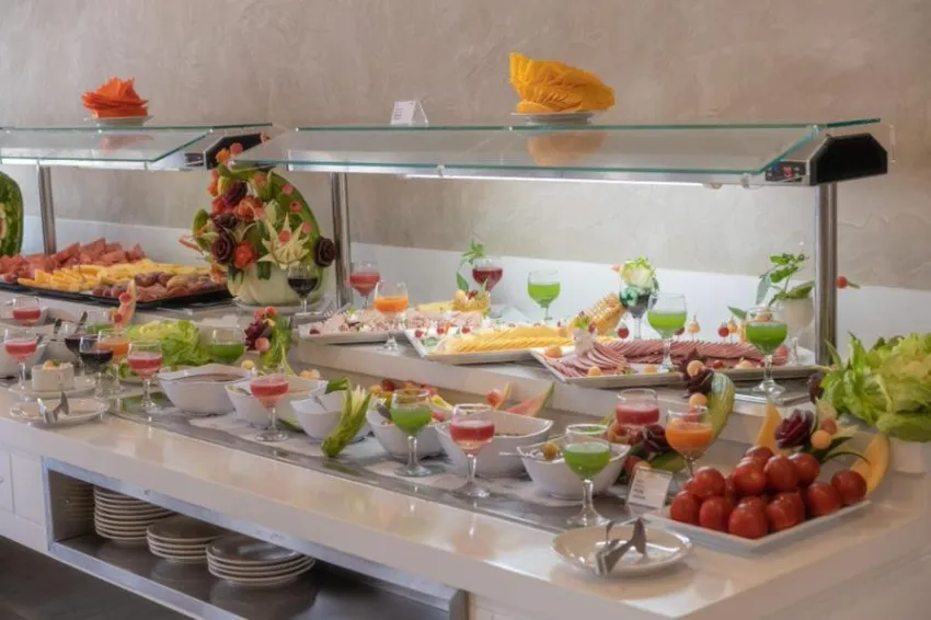 NOVOSTAR DAR KHAYAM  3*-21