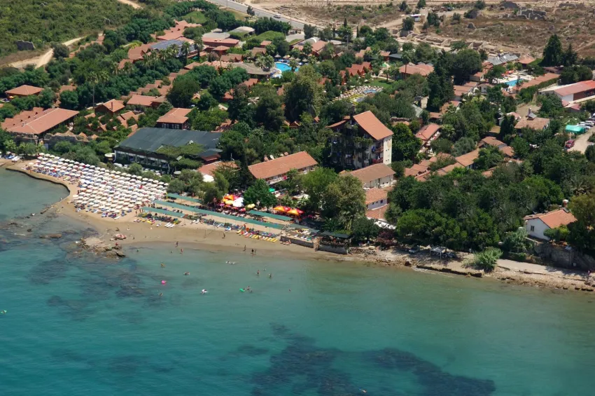 Leda Beach Hotel 2*-5