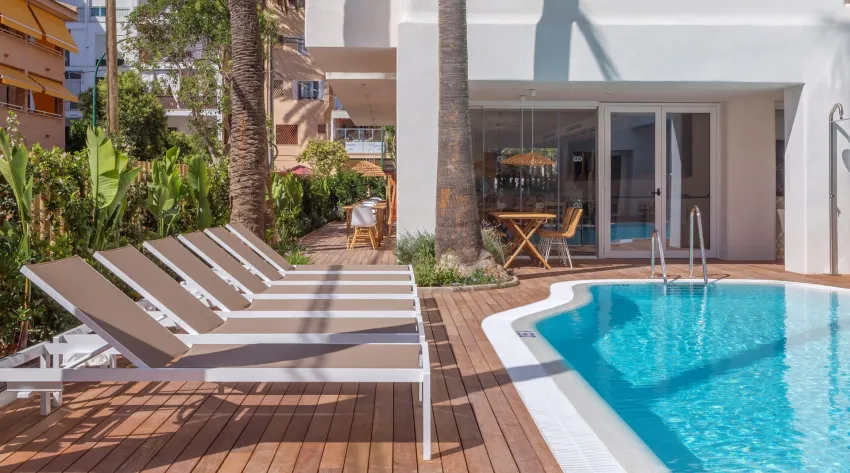 HM Alma Beach 4*-24