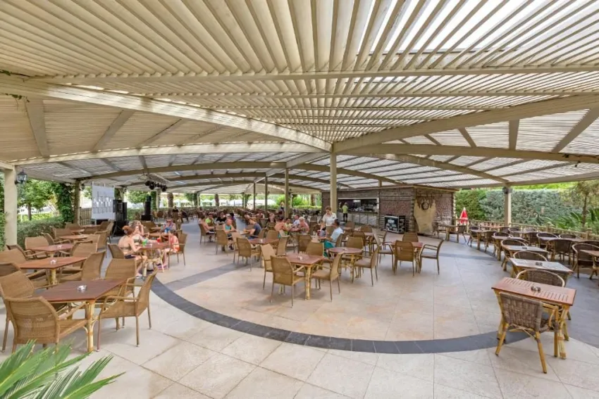 ROYAL HOLIDAY PALACE HOTEL  5*-16