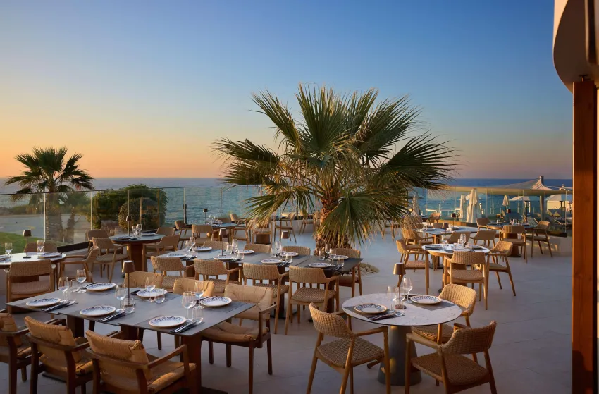 Isla Brown Resort Chania, Curio Collection by Hil 4*-140