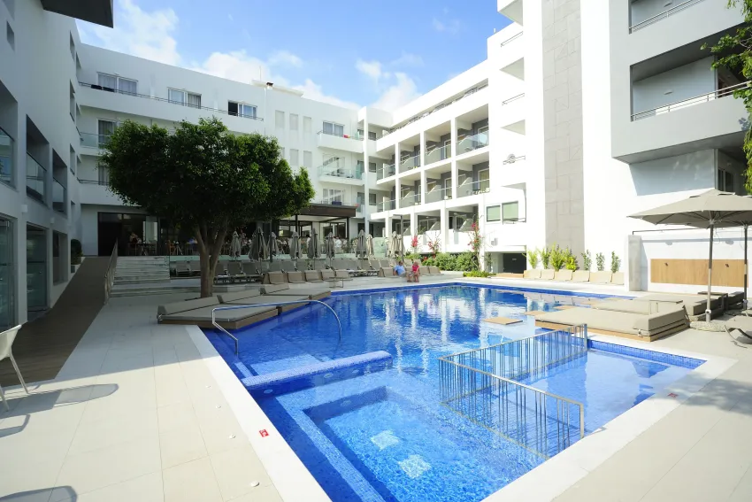 Atrium Ambiance Hotel 4*-73