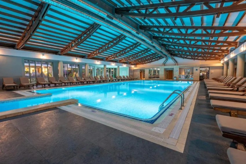 LARA BARUT COLLECTION  5*-75