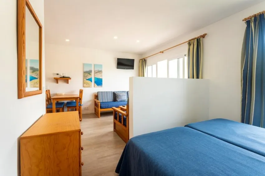 Massol Apartments -44