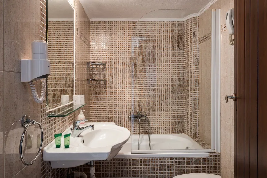 Geraniotis Beach Hotel 4*-17