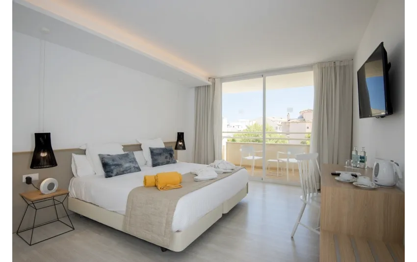 Globales Cala Bona Suites 4*-4