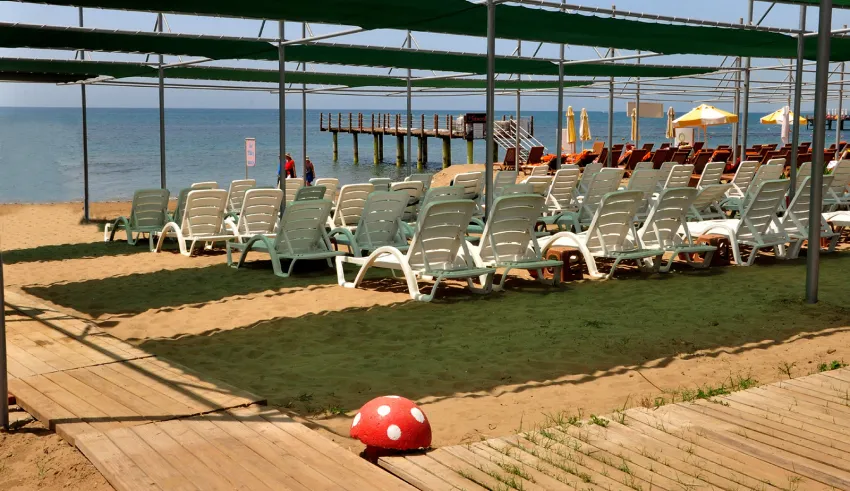 LA VITAS HOTEL  3*-4