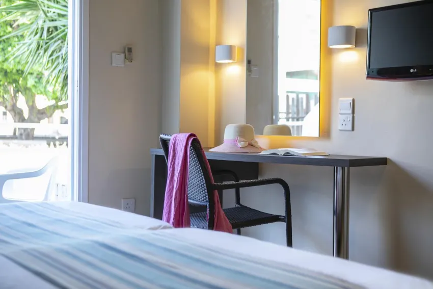 Mayfair Gardens 4*-24